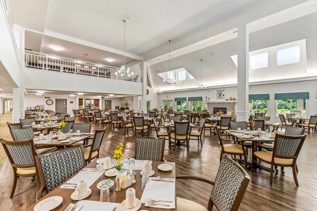 The dining room at The Woods at Holly Tree set for mealtime
